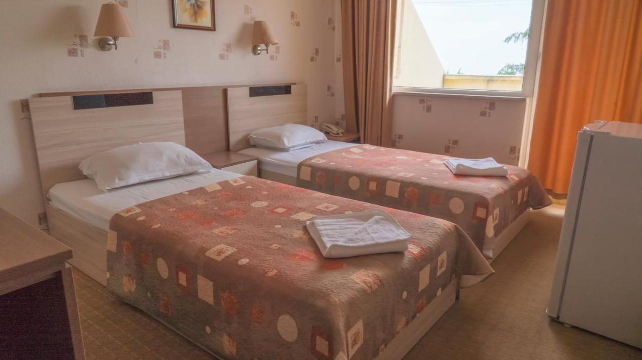 Park Hotel Persey ヴァルナ エクステリア 写真