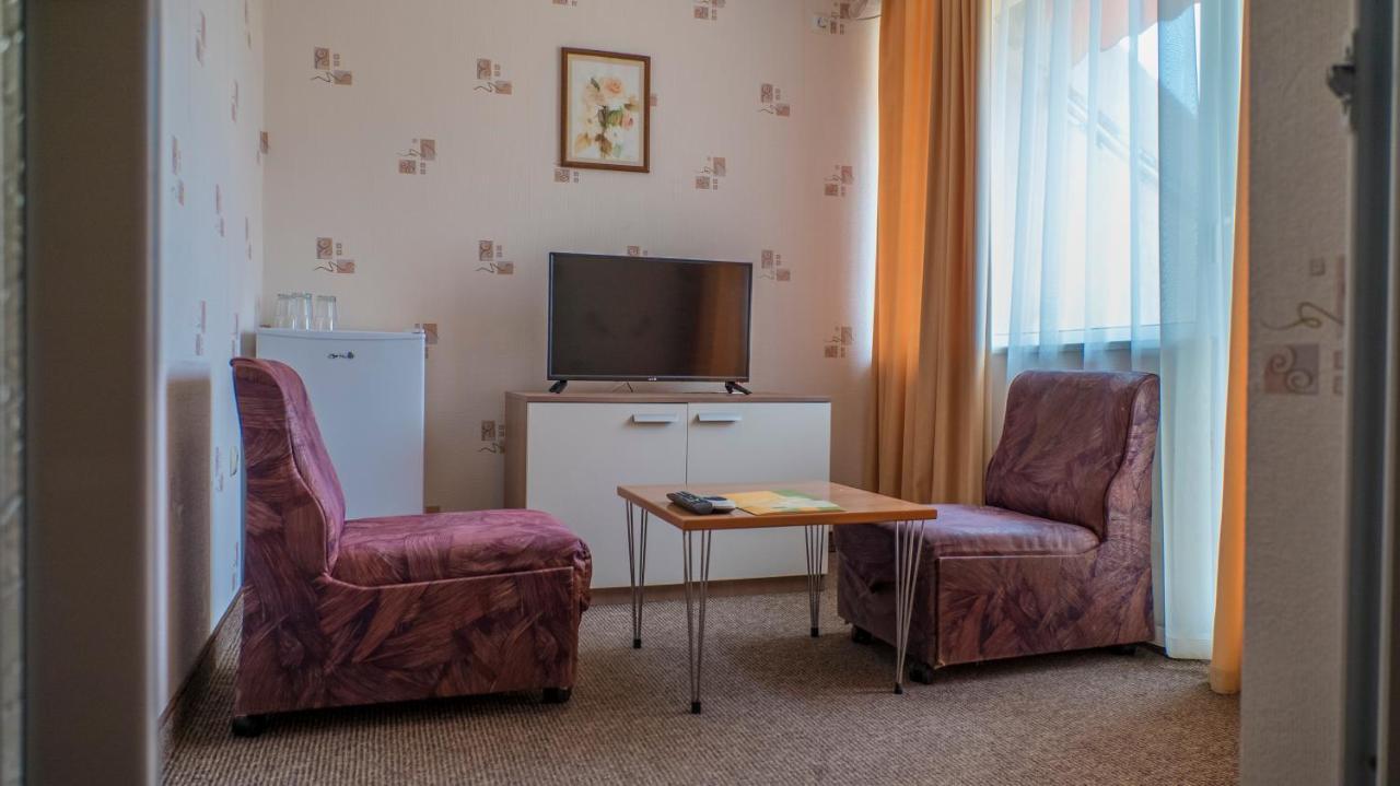 Park Hotel Persey ヴァルナ エクステリア 写真