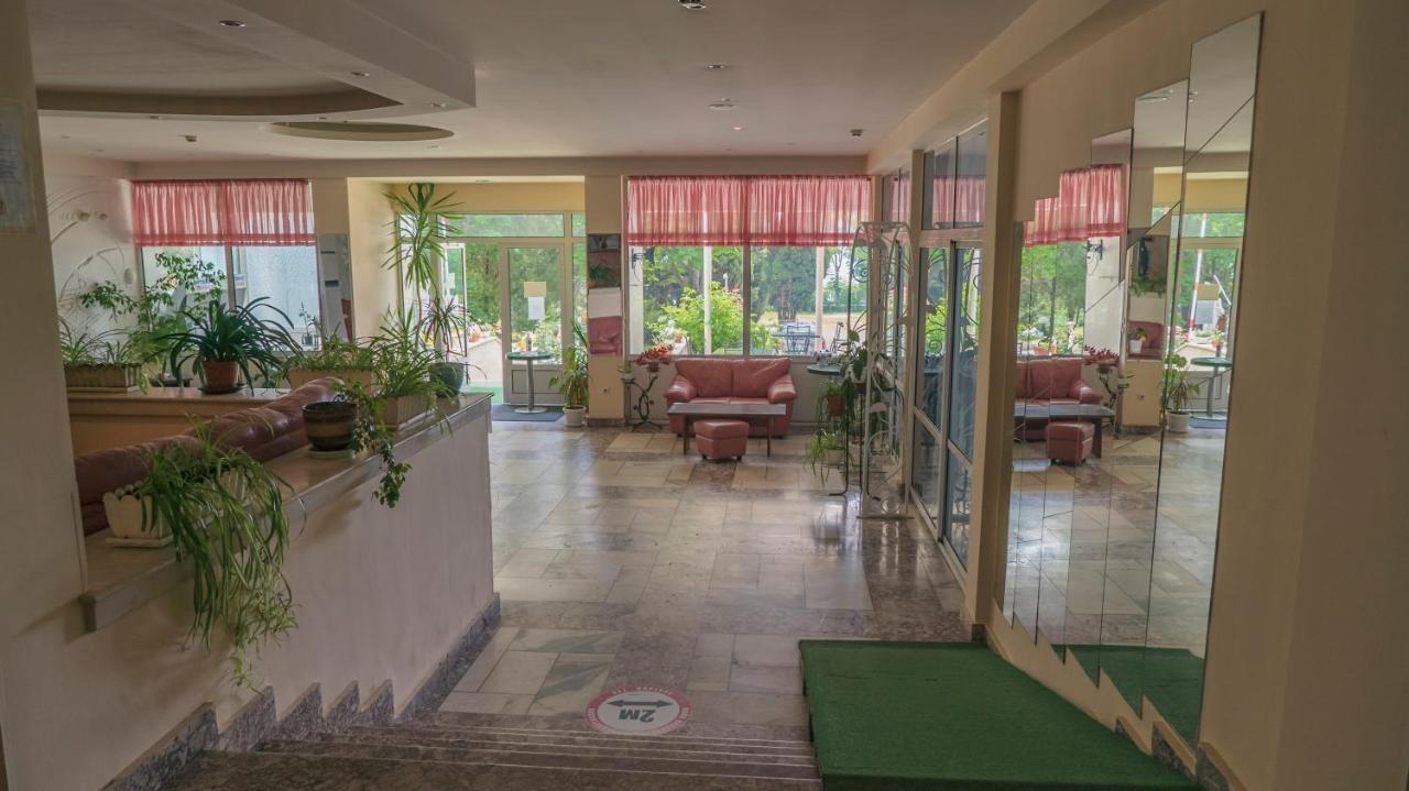 Park Hotel Persey ヴァルナ エクステリア 写真